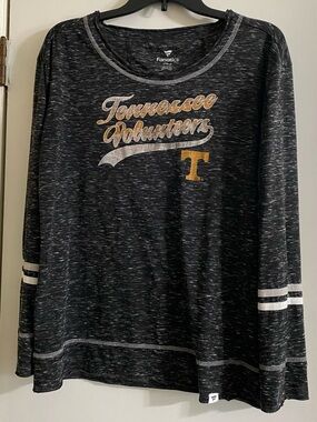 Fanatics Black and Gold Tennessee Volunteers Long-Sleeve Tee women’s